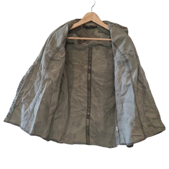 Zara utility jacket relaxed fit multiple pockets stylish functional - Picture 5 of 10